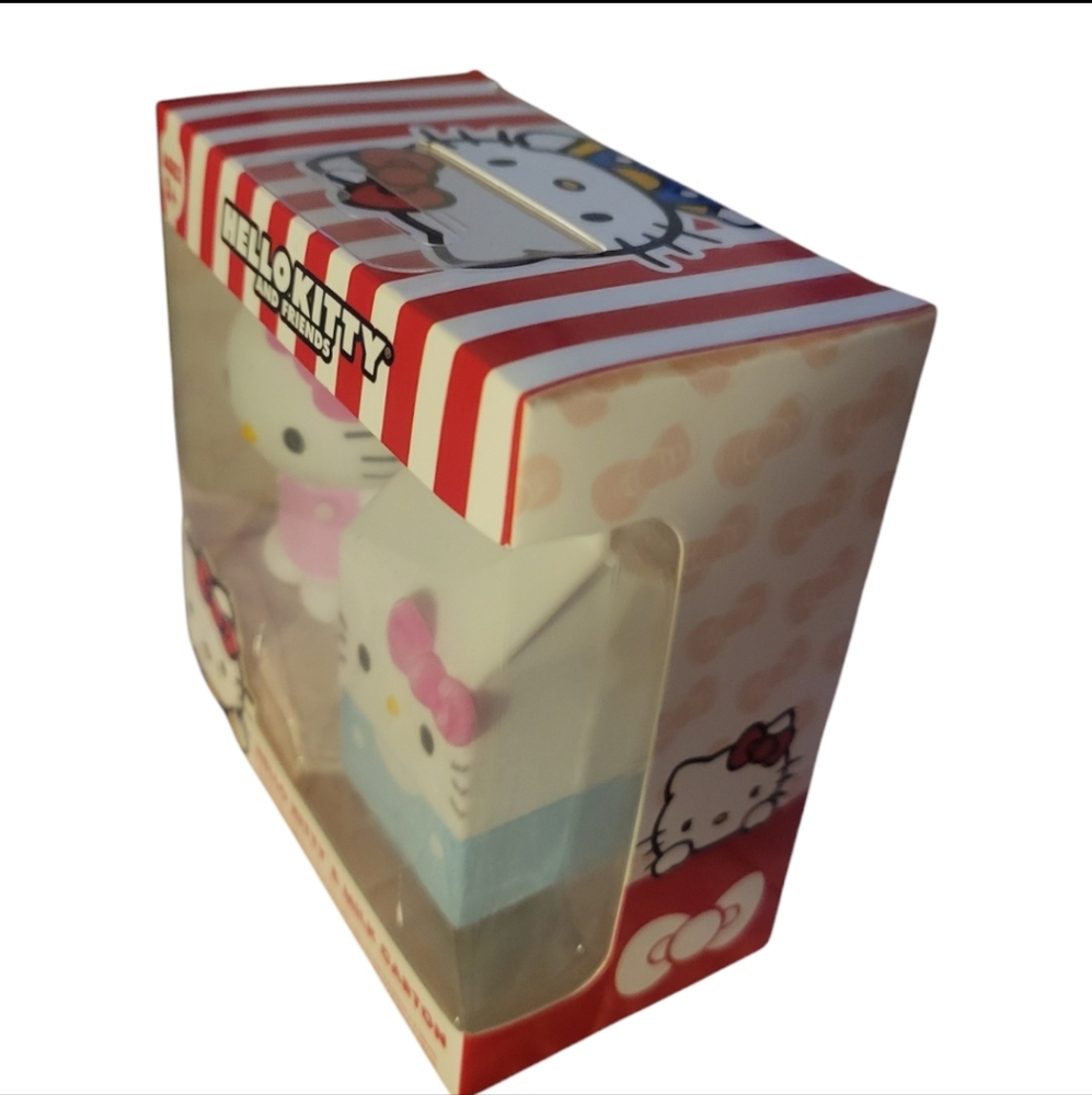 NIB Collectible Hello‎ Kitty & Milk Carton Figurines, Flocked Ages 3+ - Picture 3 of 8
